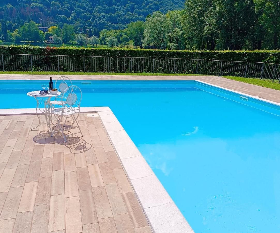 Casa Vacanze Alessandro Spinone Al Lago Buitenkant foto